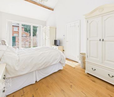 2 bedroom barn conversion to rent - Photo 1