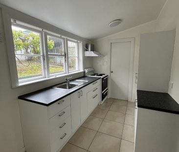 74 Daniell Street, Newtown - Photo 3