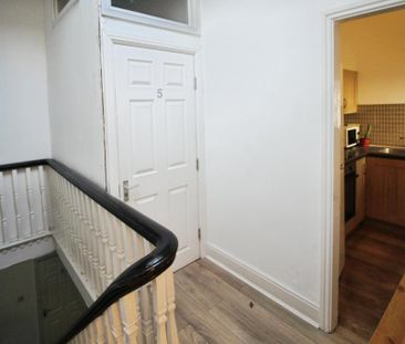 1 bedroom property to rent - Photo 2