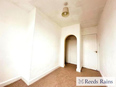 3 bedroom apartment to rent - Photo 3