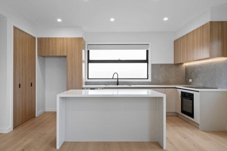 AS NEW TOWNHOME IN THE HEART OF ELTHAM VILLAGE SHOPPING CENTRE - Photo 5