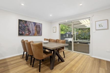 Bright & Private Townhouse Offering Exceptional Comfort – Flexible Lease Arrangements - Photo 2