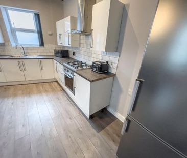 1 bedroom in a house share to rent - Photo 5