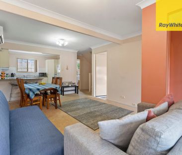 Brilliantly Located Townhouse with Solar - Photo 4