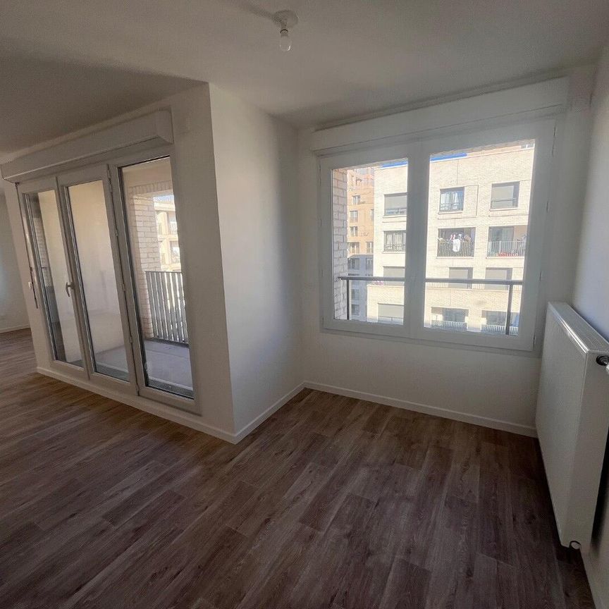 location Appartement T4 DE 88.6m² À BOBIGNY - Photo 1