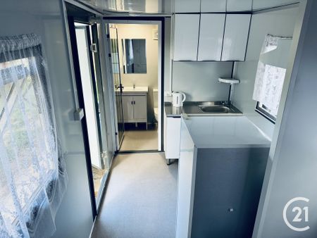 A Charming Home - Photo 2