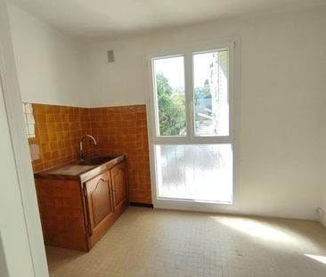 Appartement 2 pièces 52m2 MARSEILLE 13EME 750 euros - Photo 6