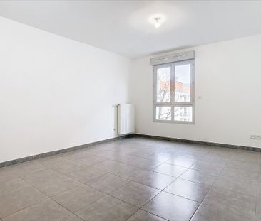 STUDIO – GARAGE – 28 m2 – 69008 – LYON – Réf. 10004947 - Photo 3