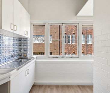 14/8A-8B Hughes Street, Potts Point NSW 2011 - Studio For Rent | Do... - Photo 3