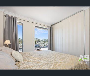 Low-Maintenance Living in a Convenient Location - Photo 6