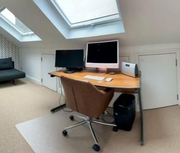 4 bedroom semi-detached house to rent - Photo 4