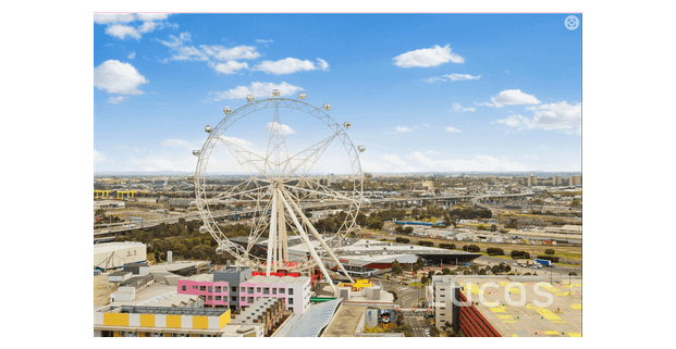 Positioned in the heart of Docklands - Photo 1
