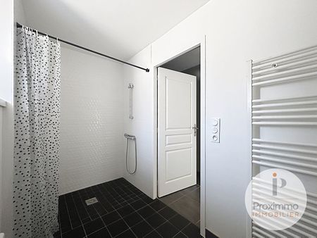 Location Maison 5 pièces 109m² - Photo 5