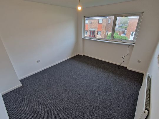 Heron Drive, Irlam - Photo 1