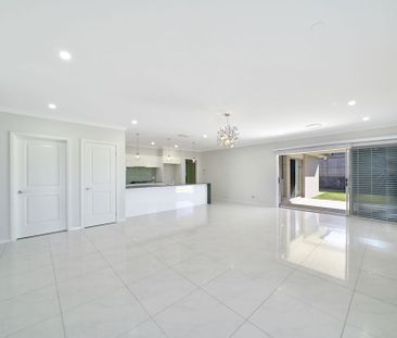 Spacious 4 Bedroom Family Home - Photo 6