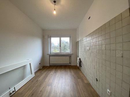 Neuss – hübsche 2 Zimmerwohnung, frisch renoviert, kurzfristig bezugsfrei! - Foto 3