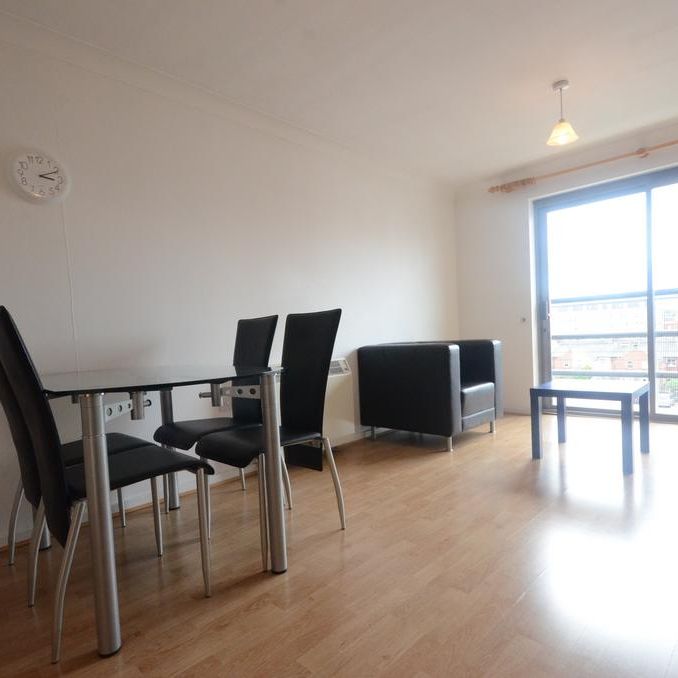1 bedroom flat to rent - Photo 1