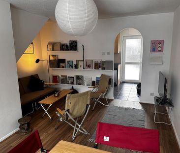 2 bedroom semi-detached house to rent - Photo 2