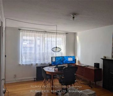 1 Elmgrove Avenue #10 - Photo 2