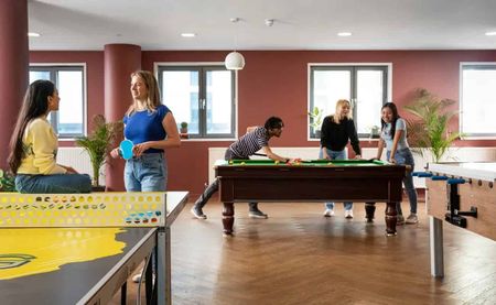 Large Highest Double Ensuite - Photo 3