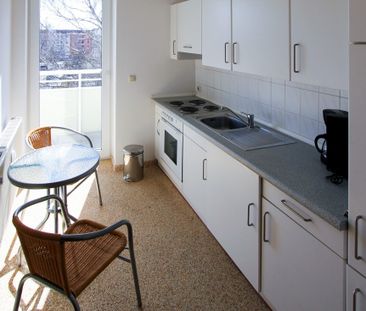 City Apartment! - Photo 2