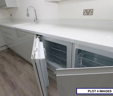 2 bedroom terraced house to rent - Photo 3