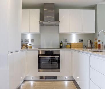 Throwster Drive, Sudbury - Photo 1