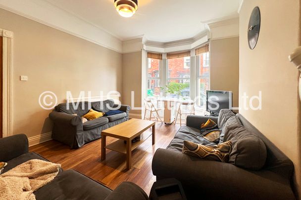6 Bedroom Mid Terraced House for rent in Norwood Terrace - Photo 1
