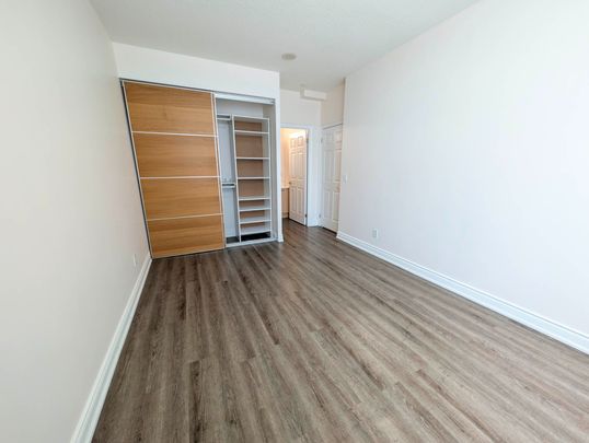 For Lease - 37 Galleria Parkway Unit# 110, Markham, Ontario - Photo 1