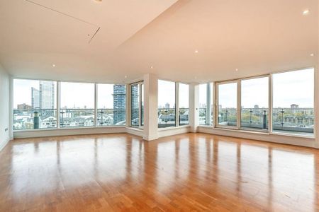 3 bedroom flat to rent - Photo 2