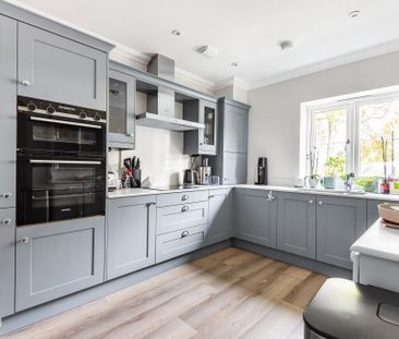 3 bedroom terraced house to rent - Photo 5