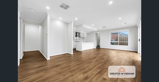 Beautiful East Facing Family Home with 4 bedrooms includes 2 Master bedrooms I 3 Bathrooms - Photo 1