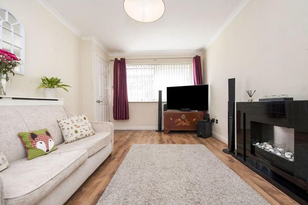 2 bedroom house to rent - Photo 1