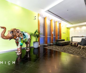 Fanastic 1 Bedroom Apartment with a study - Photo 3