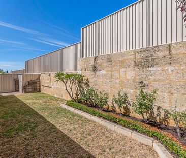 Four Bedroom Family Home in Baldivis - Photo 4