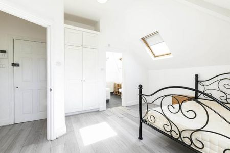 Amazing Location - Photo 4