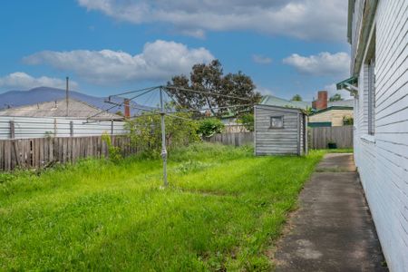 Convenient located unit - Photo 4