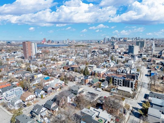 For Lease - 325 Hinchey Avenue Unit# A, West Centre Town, Ontario - Photo 1