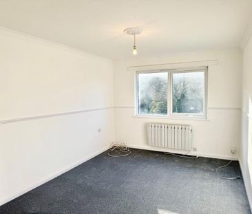 2 bedroom maisonette to rent - Photo 2