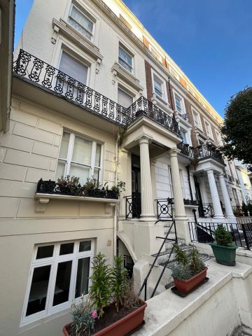 1 Bed Flat, Monmouth Road, W2 - Photo 3