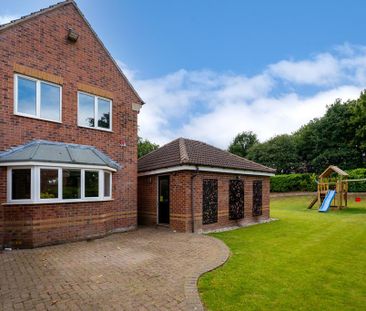 4 bedroom detached house to rent - Photo 2