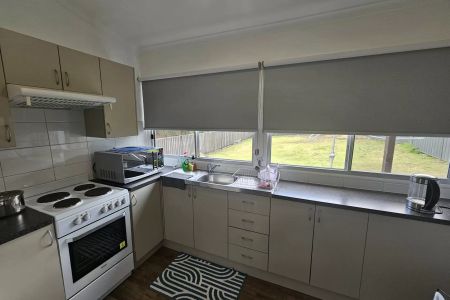 CBD Cottage - Photo 3