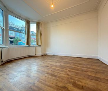 4 bedroom terraced house to rent - Photo 2