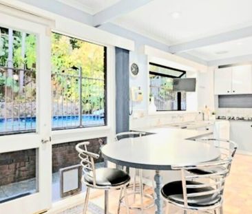 Upper Ferntree Gully - Photo 2