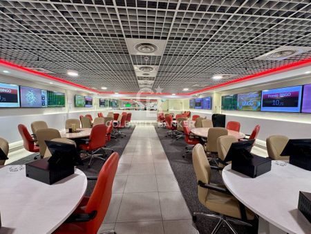 rome, Lazio 00168 - Photo 5