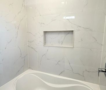 17 Carfrae Crescent #Upper Apartment - Photo 3