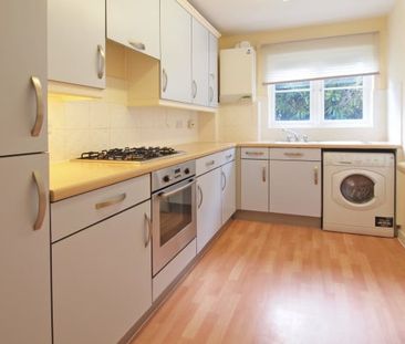 Princess Court Revere Way, Ewell, KT19 - Photo 2