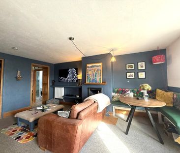 2 bedroom terraced house to rent - Photo 2