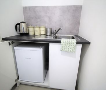 Flat 16, Westmount, LS2 9NZ, Leeds - Photo 4