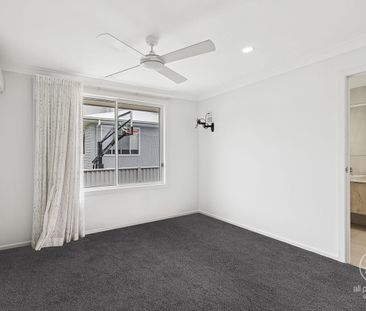 Coastal Living at Its Best – Renovated 3-Bedroom Home Just One Stre... - Photo 5